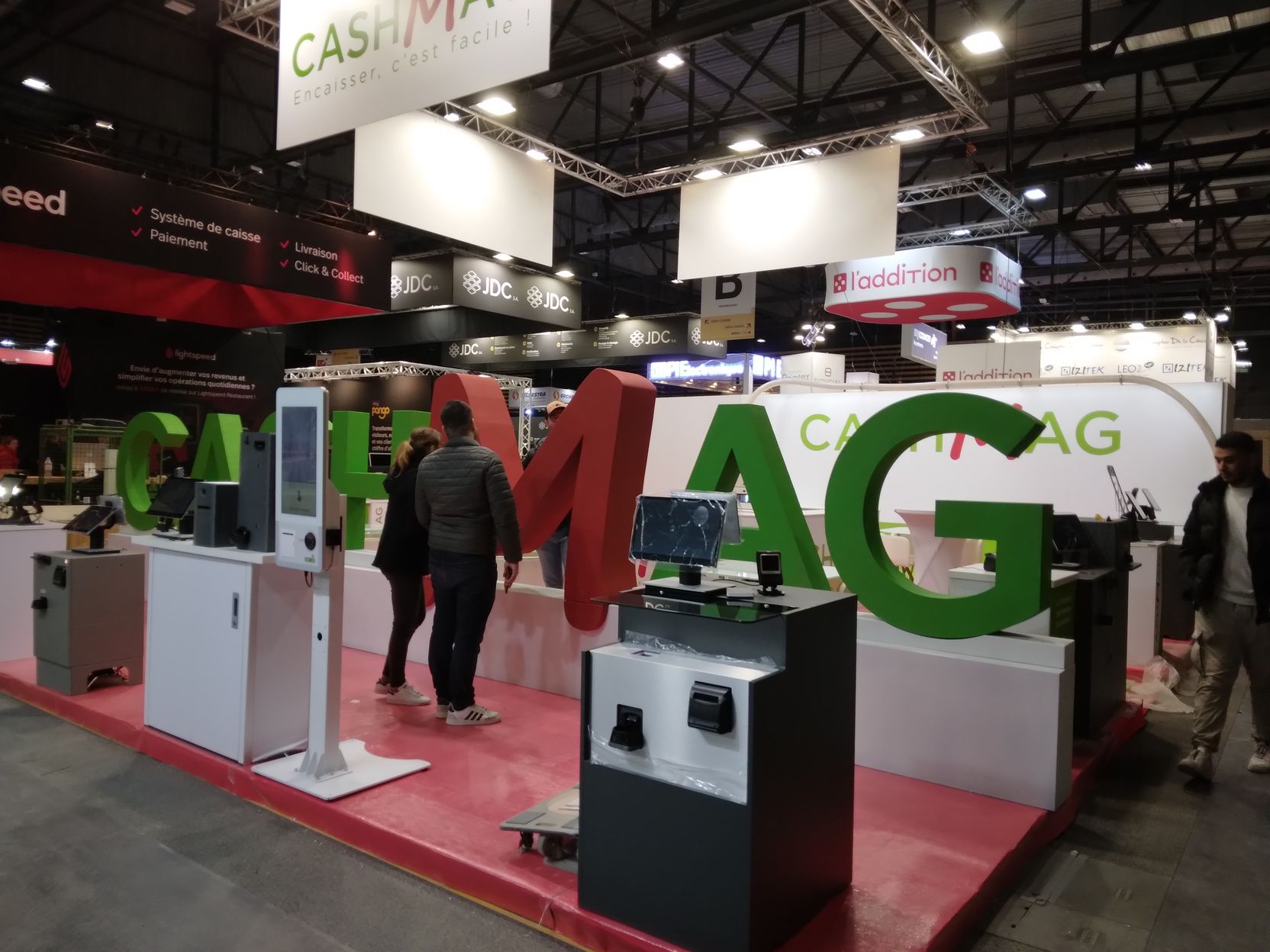 Lettrage 3D grand format - signalétique imprimée sur mesure